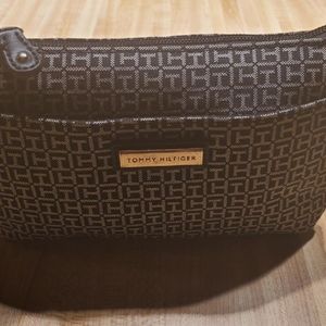 Tommy Hilfiger wristlet